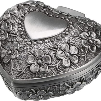 Hipiwe Vintage Heart Shape Jewelry Box - Small Antique Ring/Earrings/Necklace Storage Organizer Case, Metal Treasure Chest Trinket Keepsake Gift Box for Women