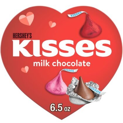HERSHEY'S KISSES Milk Chocolate, Valentine's Candy Gift Box, 6.5 oz