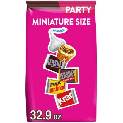 HERSHEY'S and REESE'S Miniatures Assorted Chocolate Candy Party Pack, 32.9 oz