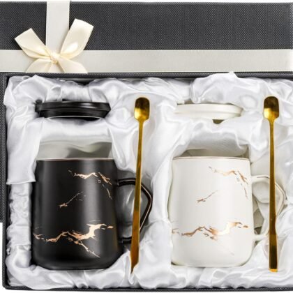 ZENFUN 2 Pack Ceramic Mug Set for Couple, Coffee Mugs with Gift Box, Engagement Wedding Gift 13.5 oz Porcelain Mug Set with Lid and Gold Spoon Marbling, His and Hers, Christmas( Black&White)