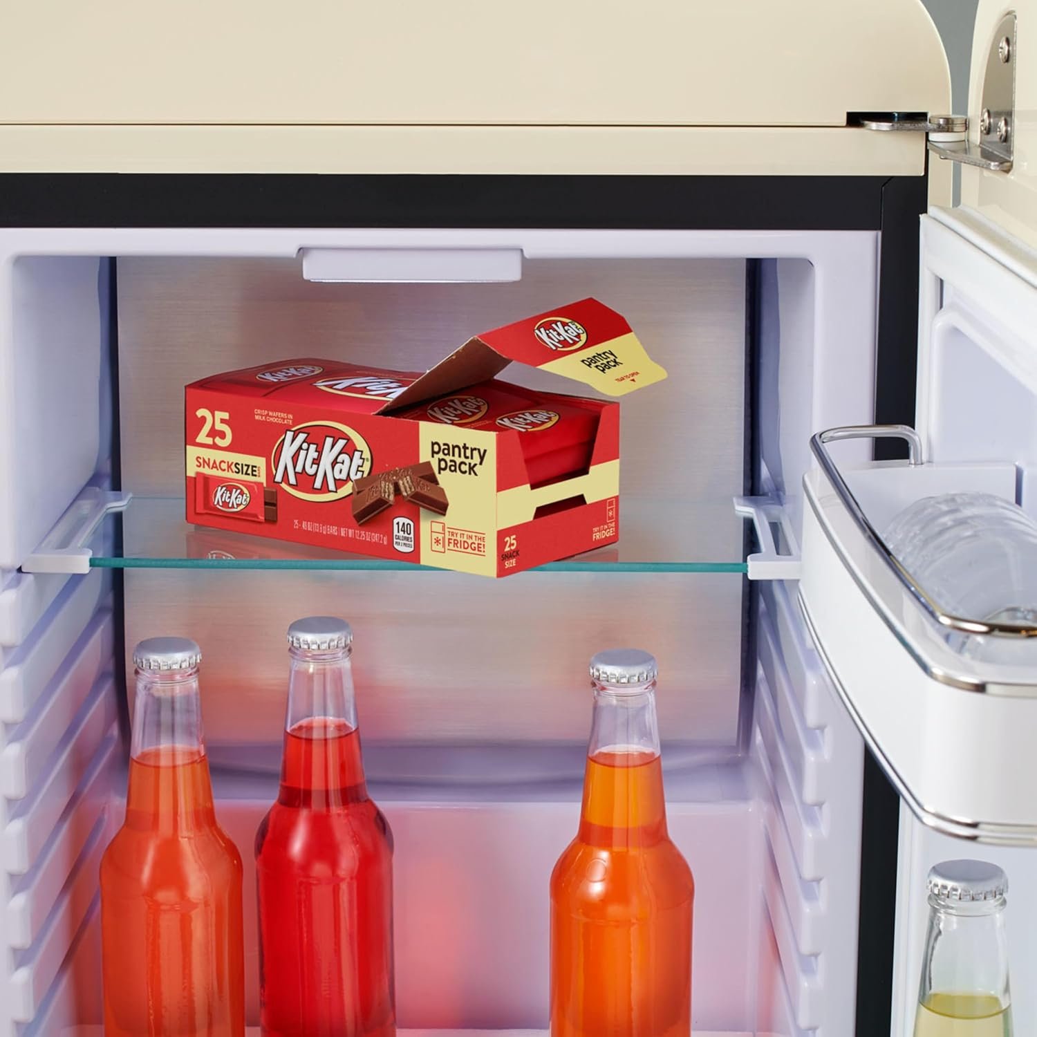 KIT KAT Milk Chocolate Wafer Snack Size, Candy Pantry Pack, 12.25 oz (25 Pieces) - Image 5