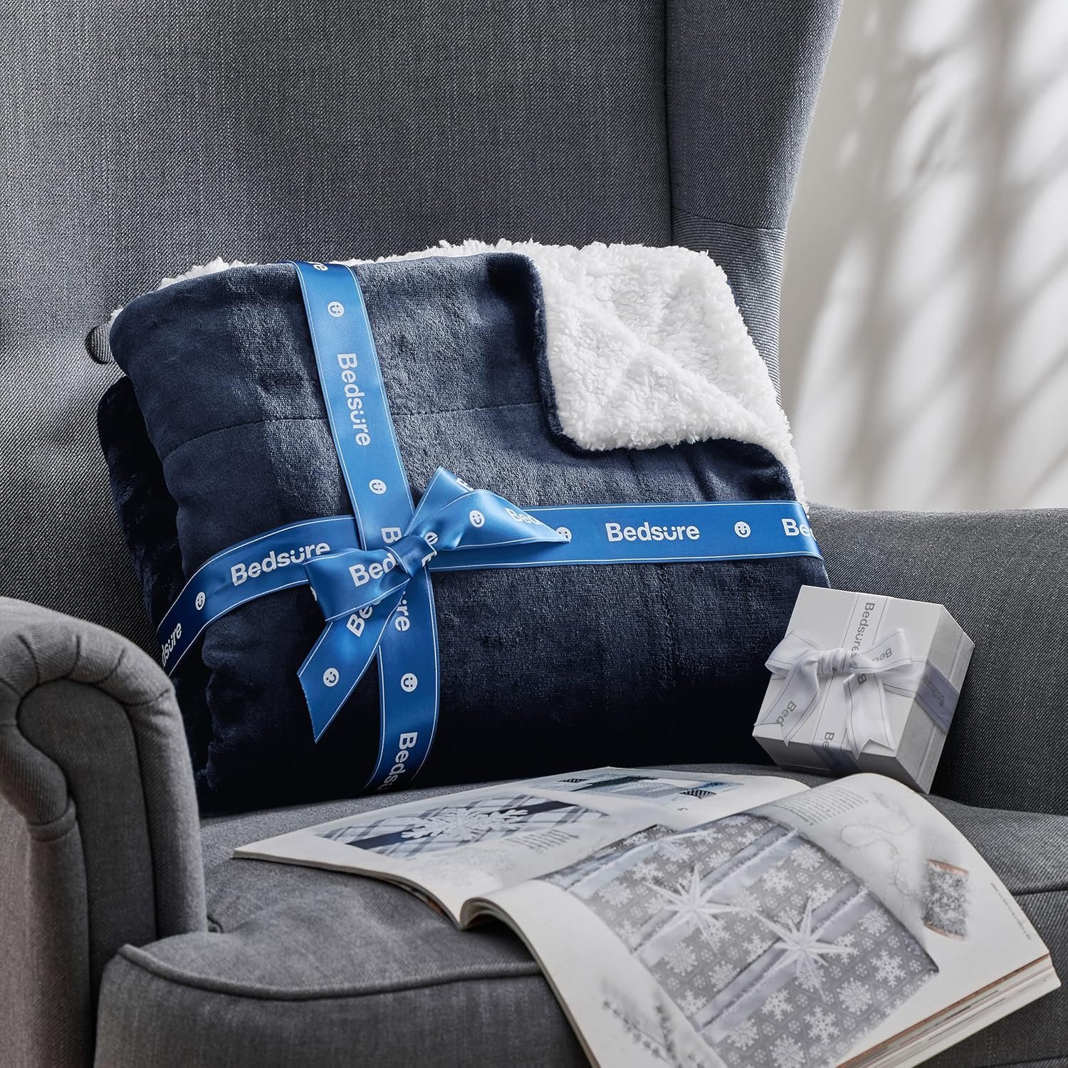 Bedsure GentleSoft Sherpa Fleece Throw Blanket for Couch, Non-Heated, Thick and Warm Throw for Women and Men, Soft Fuzzy Plush Blanket for Winter, Navy, 50x60 Inches - Image 7