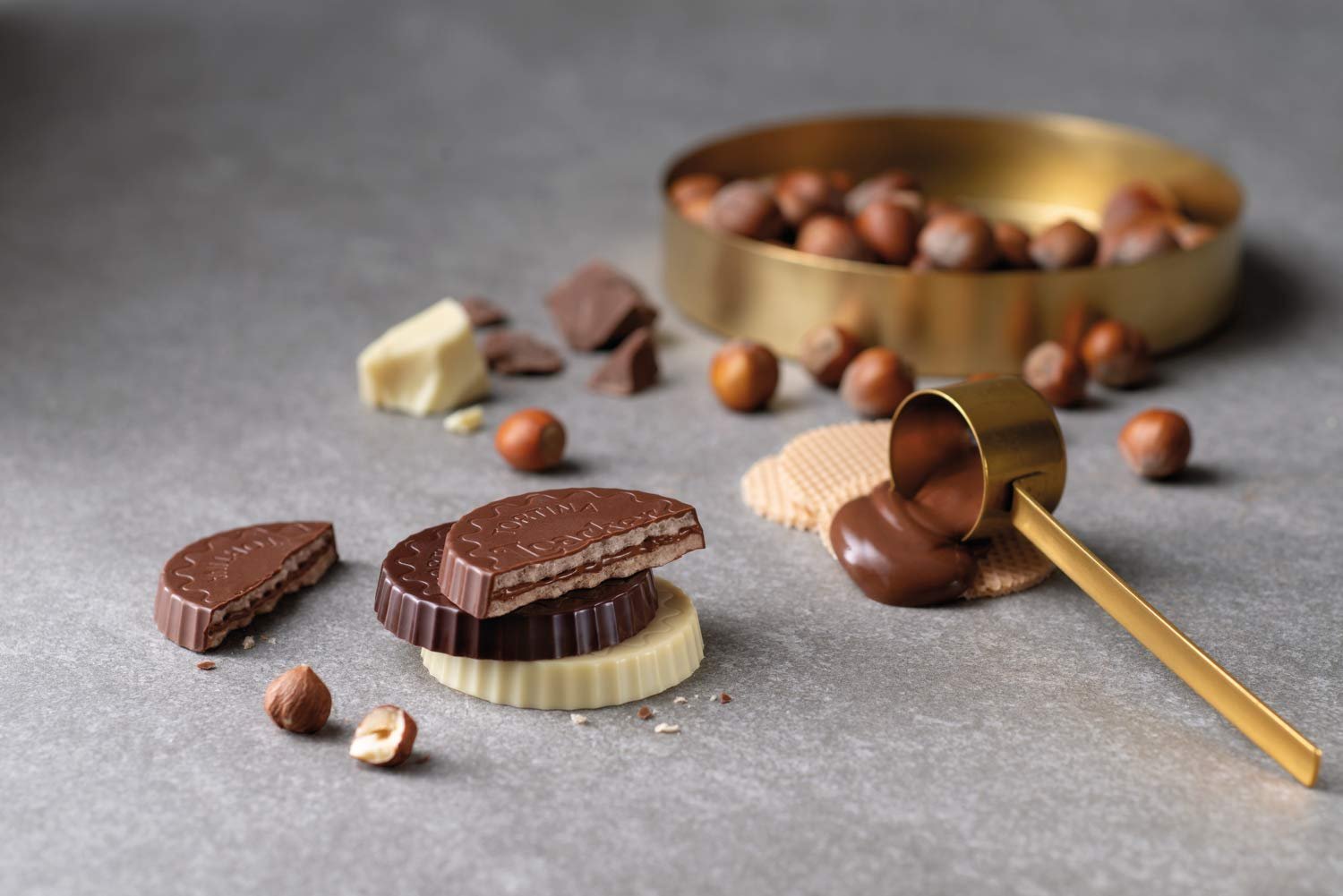 Loacker Tortina Premium Chocolate Coated Wafer, Dark Noir 125g/4.41 oz. - Image 3