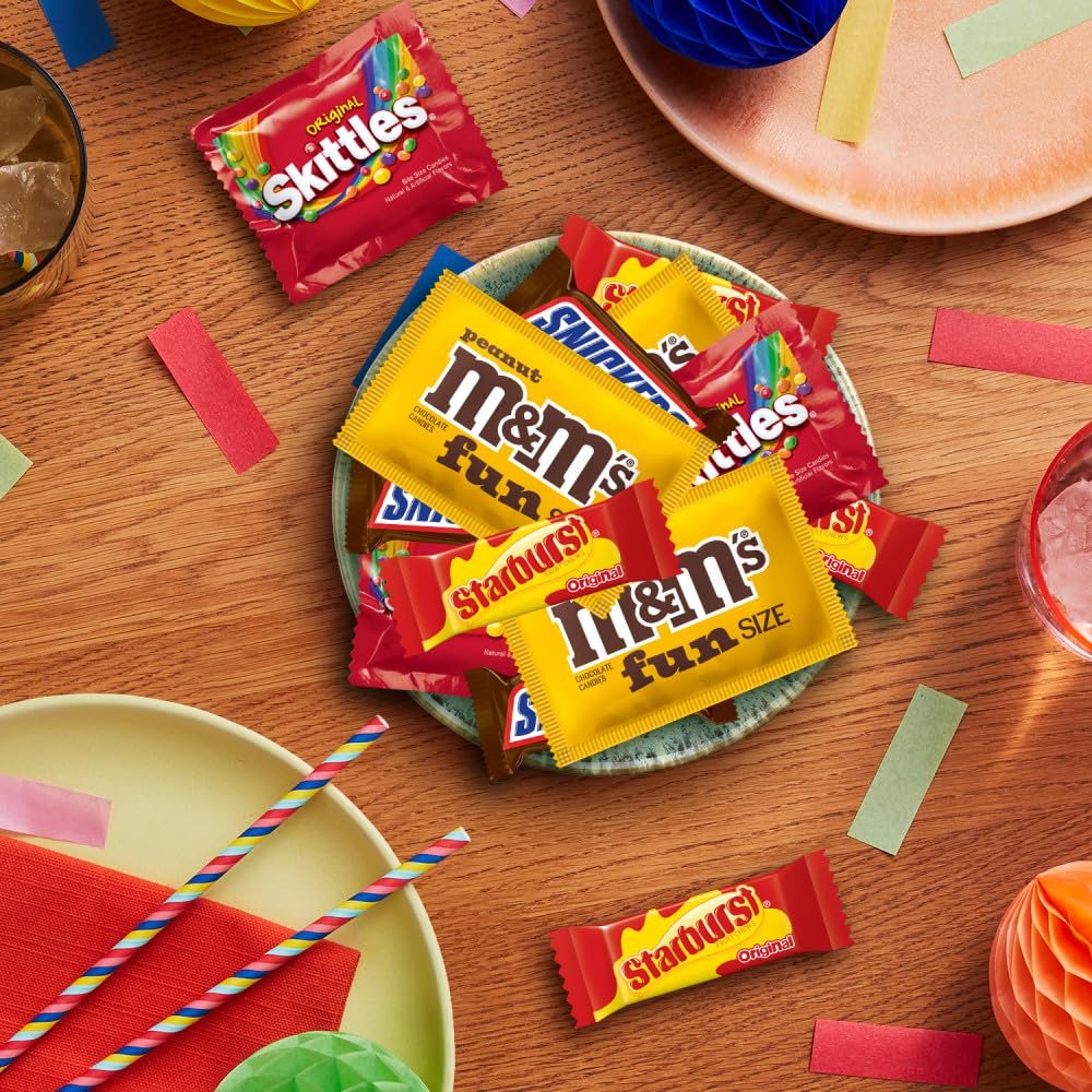 M&M'S Peanut, SNICKERS, STARBURST & SKITTLES Fun Size Assorted Candy Variety Pack, 19.44 oz Bulk Candy Bag - Image 7