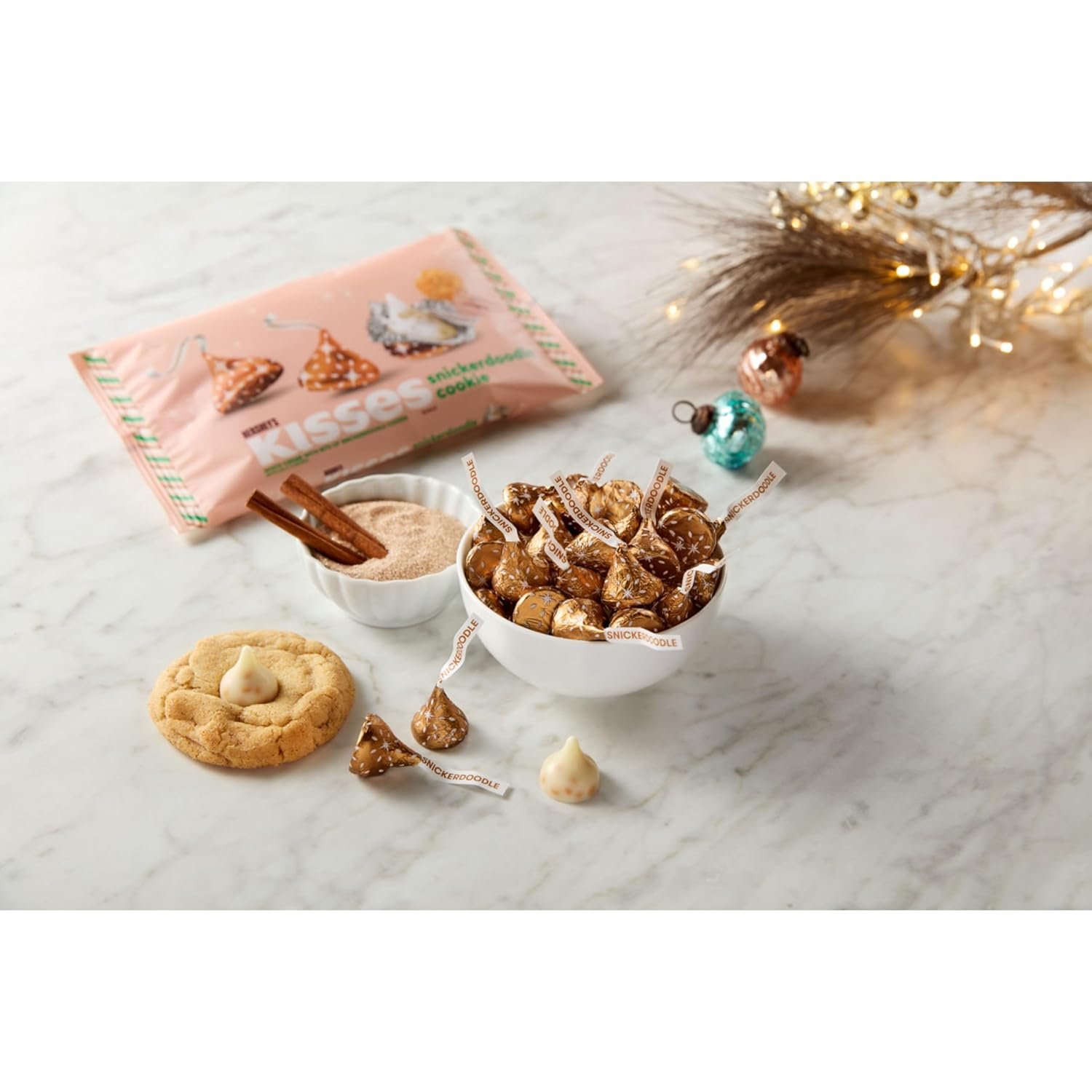 HERSHEY'S KISSES Snickerdoodle Cookie Flavored, Christmas Candy Bag, 9 oz - Image 6