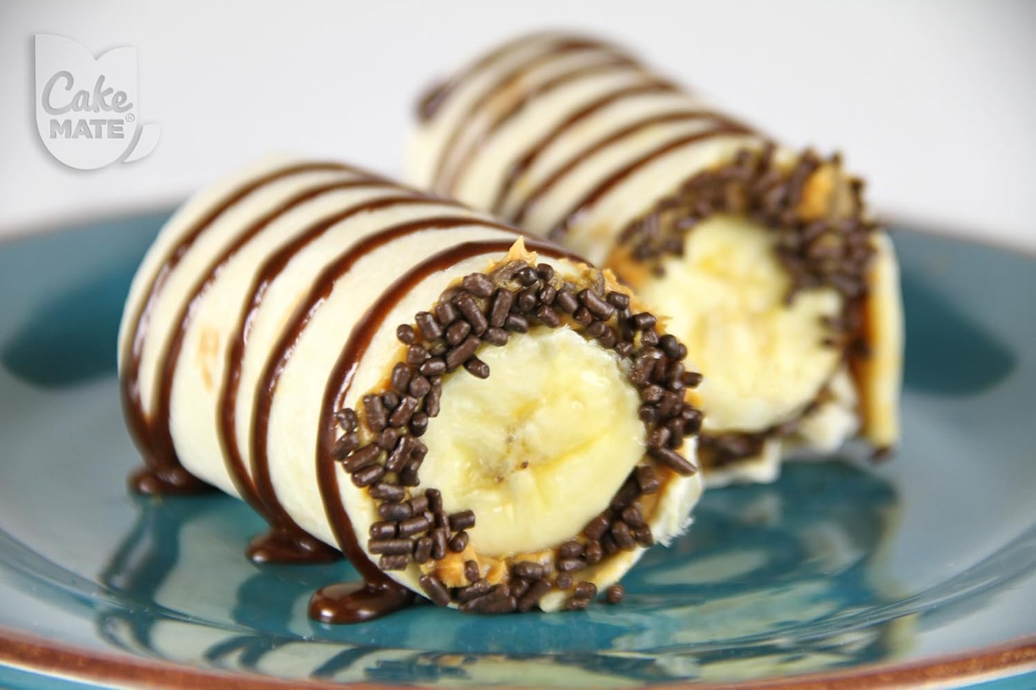 Cake Mate Chocolate Dessert Sprinkles, Easy Pour Lid - Edible Cake Decorating and Baking Sprinkles for Cookies, Cupcakes, and Ice Cream Toppings - 26oz (Chocolate) - Image 5