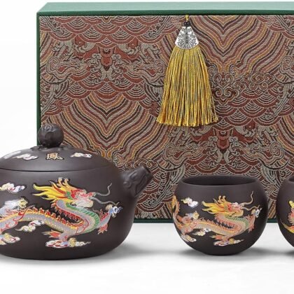 Handmade Color-Changing Yixing Clay Teapot - 18oz Large Purple Clay Chinese Enchanted Tea Kettle, Kung Fu Tea Set with Luxury Gift Box for Tea Lovers, Teapot+2 Teacups