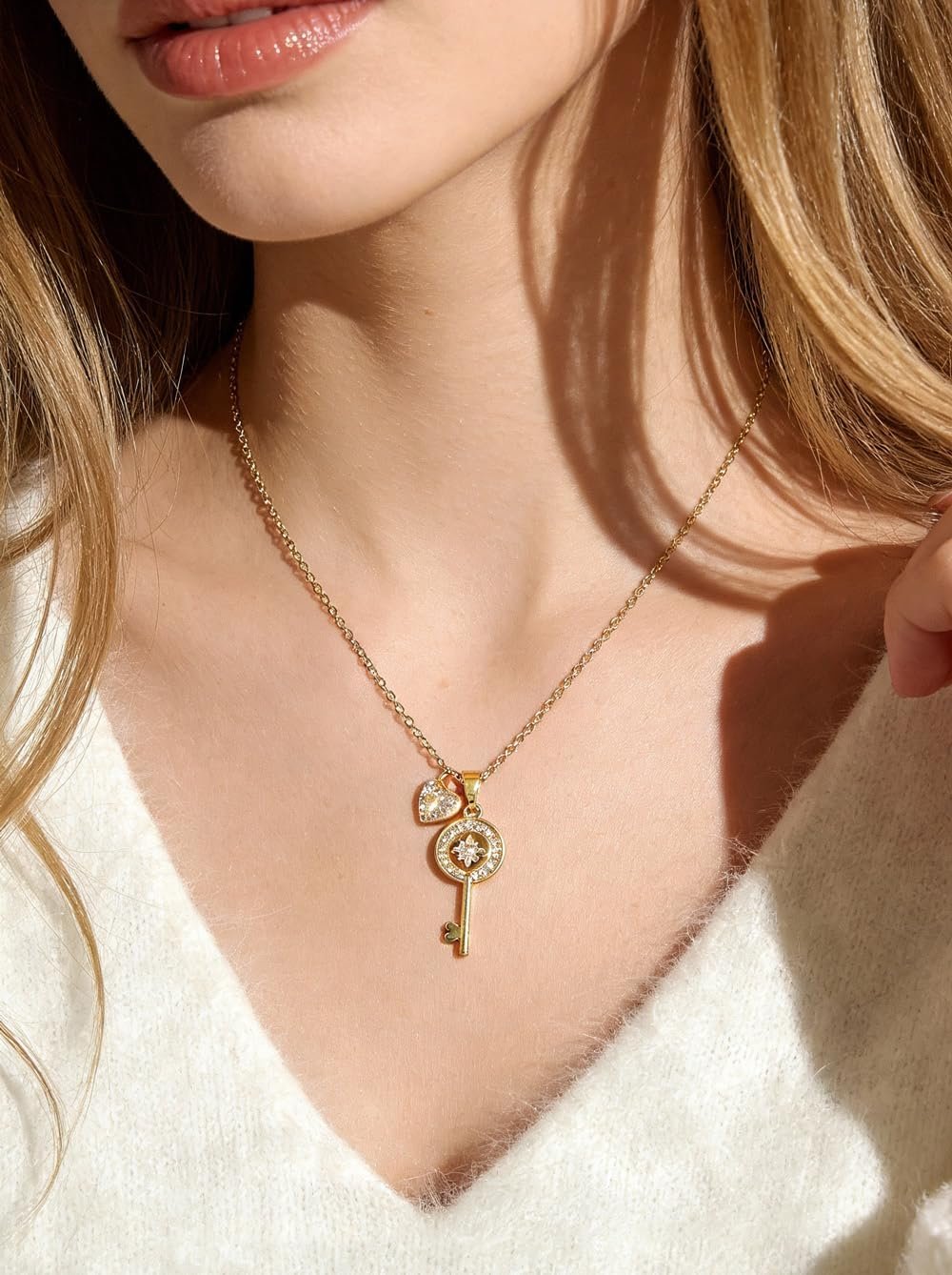 Dainty Gold Heart Lock and Key Pendant Charm Choker Necklace for Women Small Cute Delicate CZ Vintage Gold Victorian Renaissance Love Heart Necklace Antique Jewelry Accessories for Girlfriend Wife - Image 6