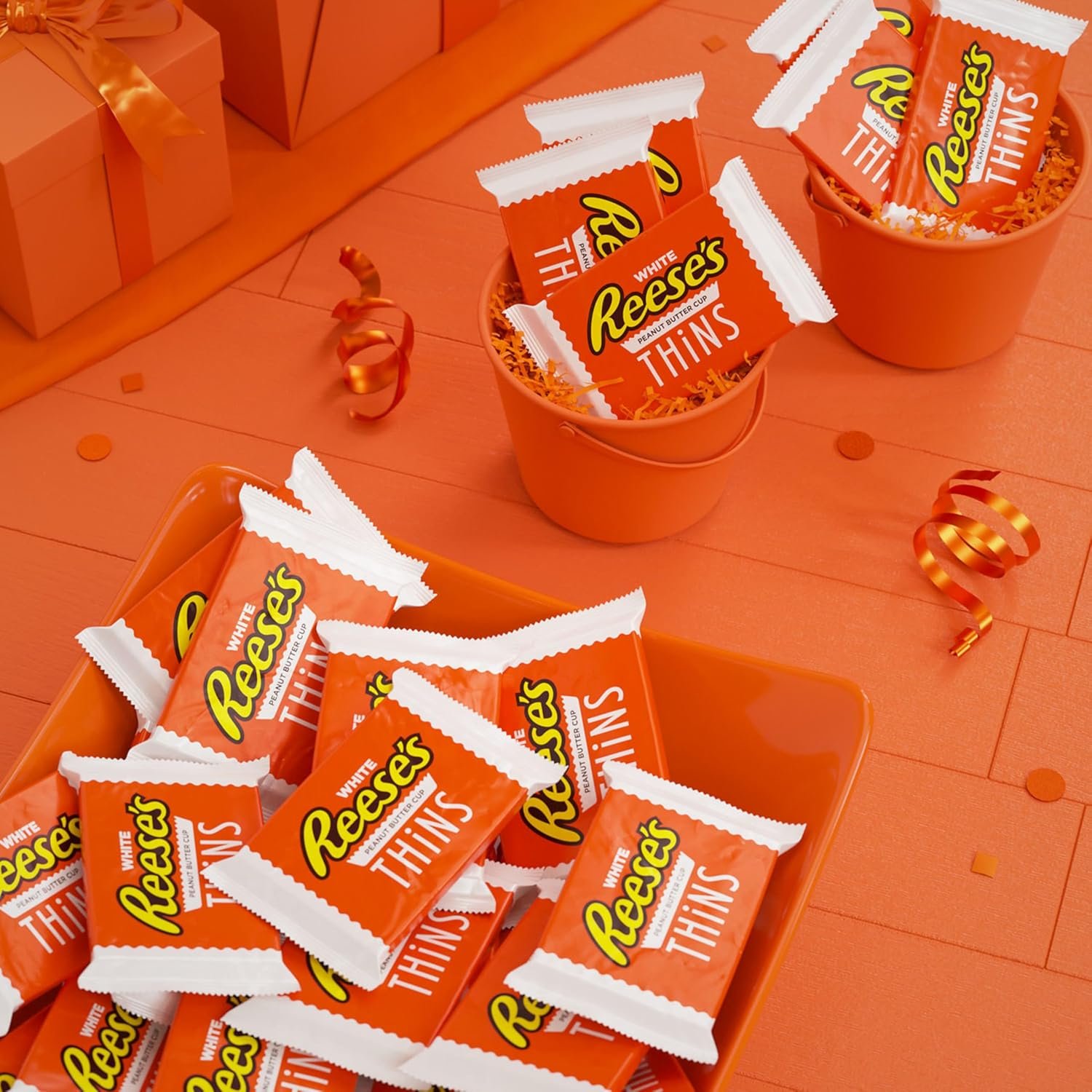 REESE'S THiNS White Creme Peanut Butter Cups, Candy Share Pack, 7.37 oz - Image 5