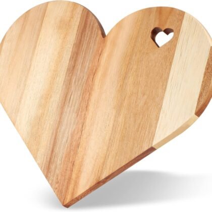 Patelai Heart Shaped Cutting Board, Acacia Wood Heart Charcuterie Board Bread Cheese Serving Platter Serving Charcuterie for Meat Cheese and Vegetables Wooden Servings Tray Valentine Day Women Gifts
