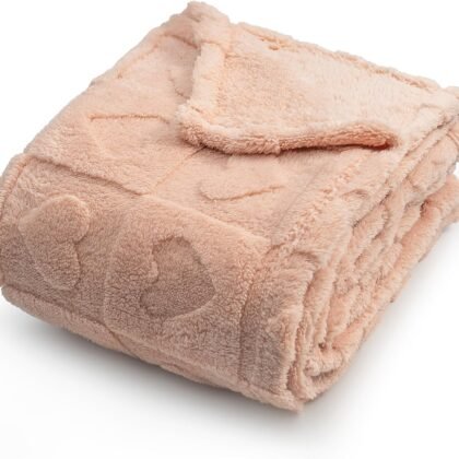 Americanflat 50x60 Jacquard Fleece Throw Blanket - Soft and Breathable Throw Blanket for Couch, Bed, Chair - Fleece Blankets Perfect for Home, Bedroom, or Outdoor Use - Heart Design in Pink