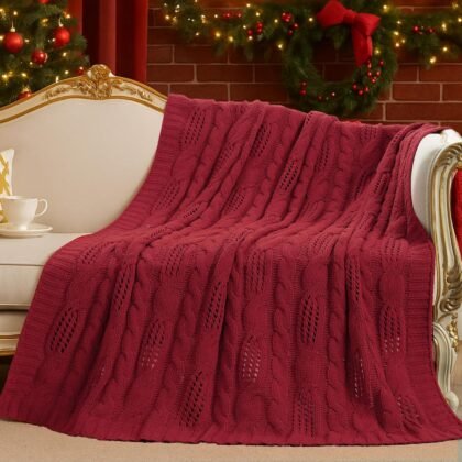 Amélie Home Chunky Knit Throw Blanket, Reversible Soft Chenille Breathable Cable Knitted Blanket for Couch and Sofa, Farmhouse Decorative Throw for Chair, 50"x60", Christmas Red