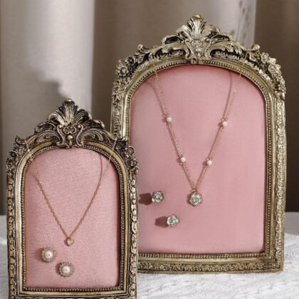 Wonderjune 2 Pcs Gold Jewelry Display Stand Vintage Necklace Organizer Ring Holder Earring Tray Resin Jewelry Photography Props Frame with Velvet Backing for Gifts(Pink,Large,Small,Elegant)